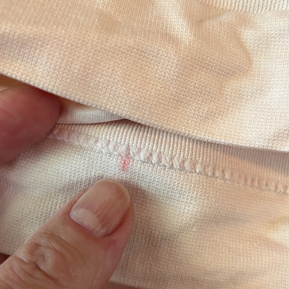 Genie Bra THE DREAM Large Comfortable Seamless Bra Removable pads blush pink EUC - Picture 7 of 8